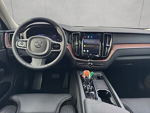 Volvo  Plus Dark