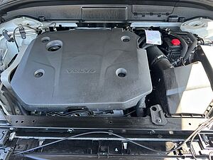 Volvo  Momentum Pro