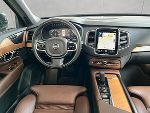 Volvo  Momentum Pro