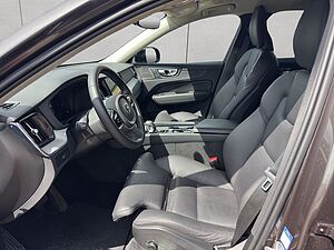 Volvo  Plus Dark