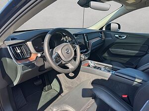 Volvo  Plus Dark