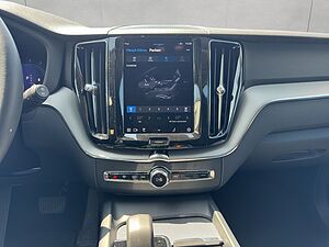 Volvo  Plus Dark