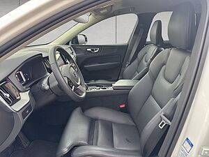 Volvo  Plus Dark