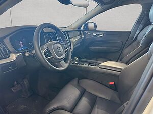 Volvo  Plus Dark
