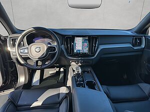 Volvo  Plus Dark