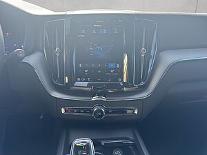 Volvo  Plus Dark