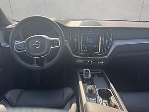 Volvo  Plus Dark