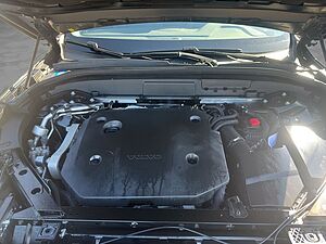 Volvo  Plus Dark