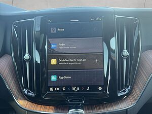 Volvo  Plus Dark
