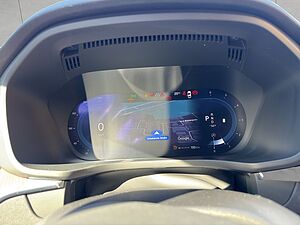 Volvo  Plus Dark