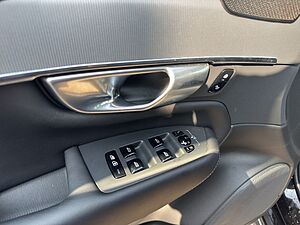 Volvo  Plus Bright