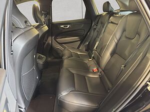Volvo  Plus Dark