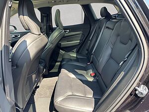 Volvo  Plus Dark