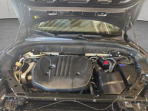 Volvo  Plus Dark