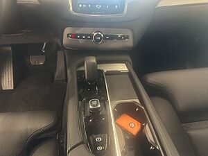 Volvo  Plus Bright