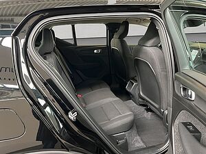 Volvo  Momentum Core