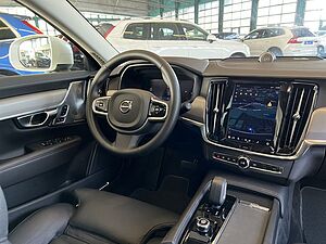 Volvo  V90 Cross Country B5 AWD  Glasd Luftf 360° B&W