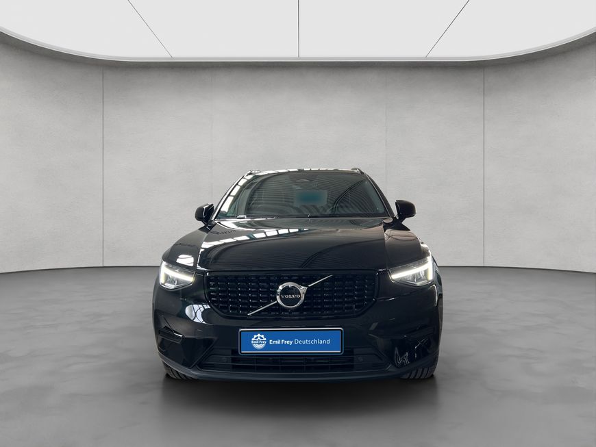 Volvo  Plus Dark