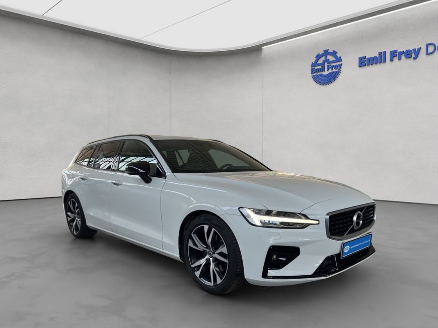 Volvo  T4  Aut PilotAssist BLIS Kamera Navi Voll-LED