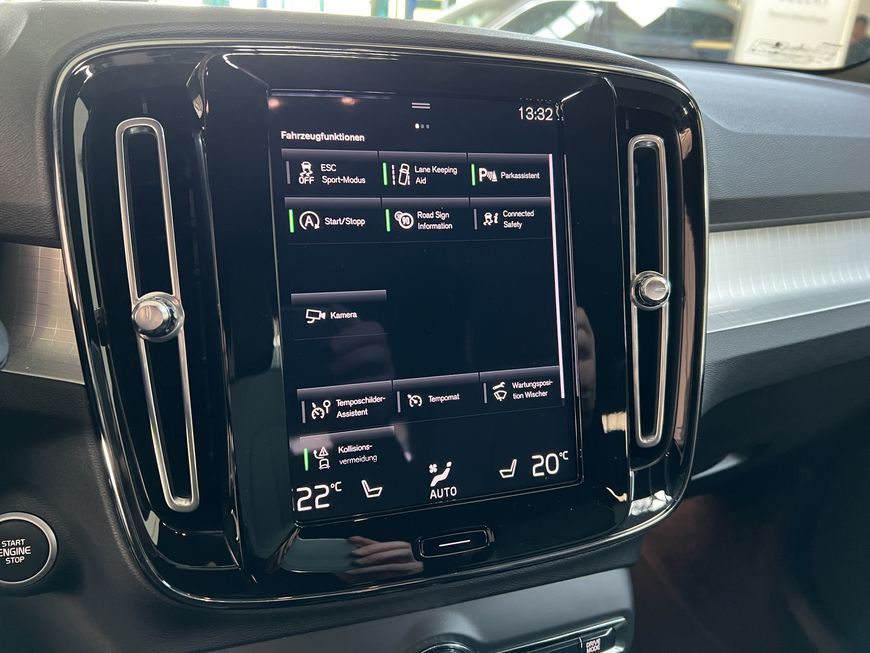 Volvo  Momentum Pro