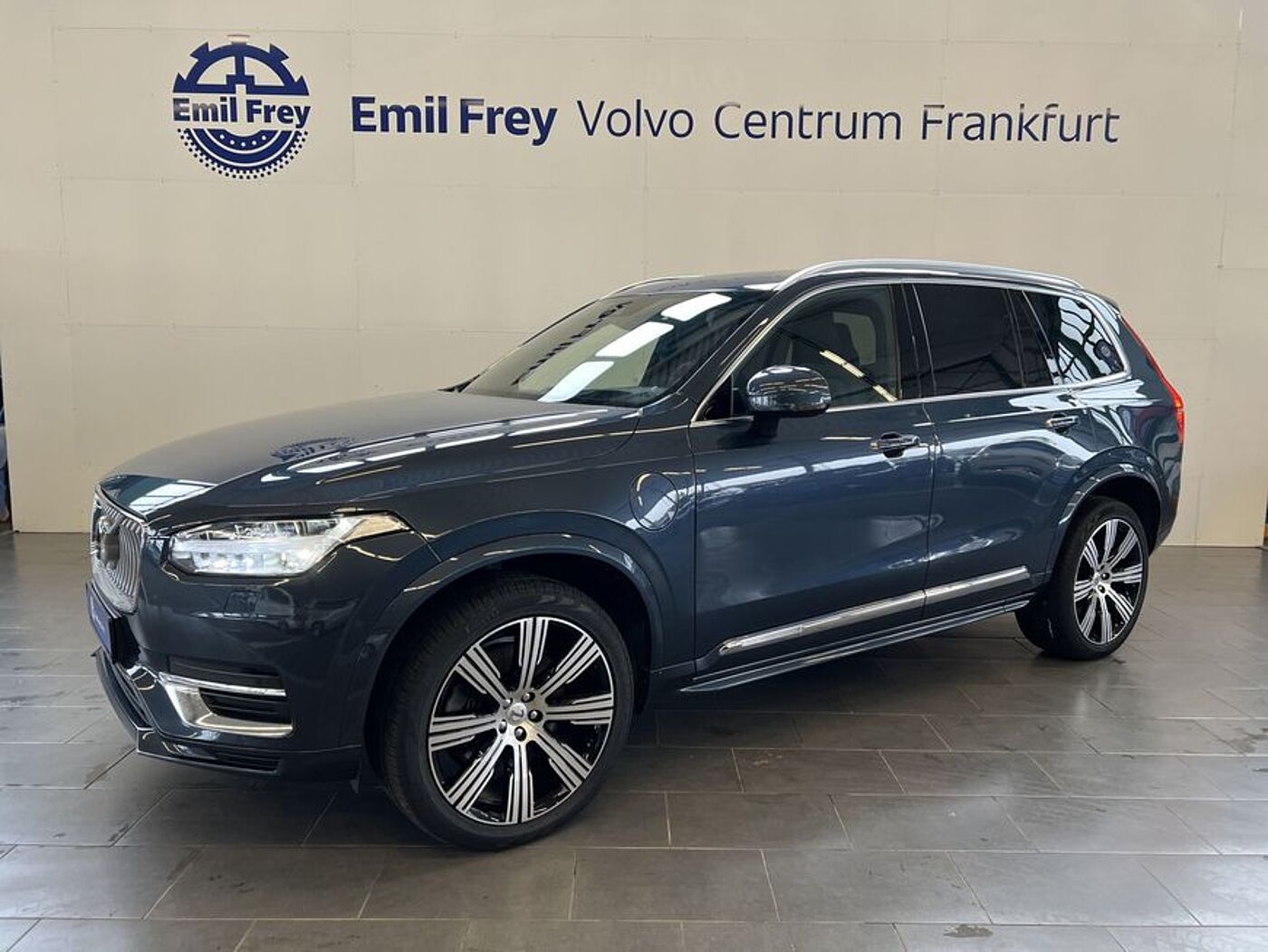 Volvo  T8 AWD Twin-Engine  NP103.490,-