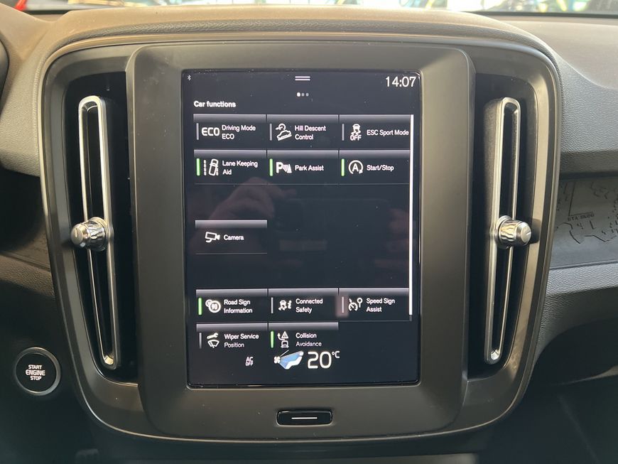 Volvo  T2 Momentum-Core Navi LED Kamera PDCv+h Apple