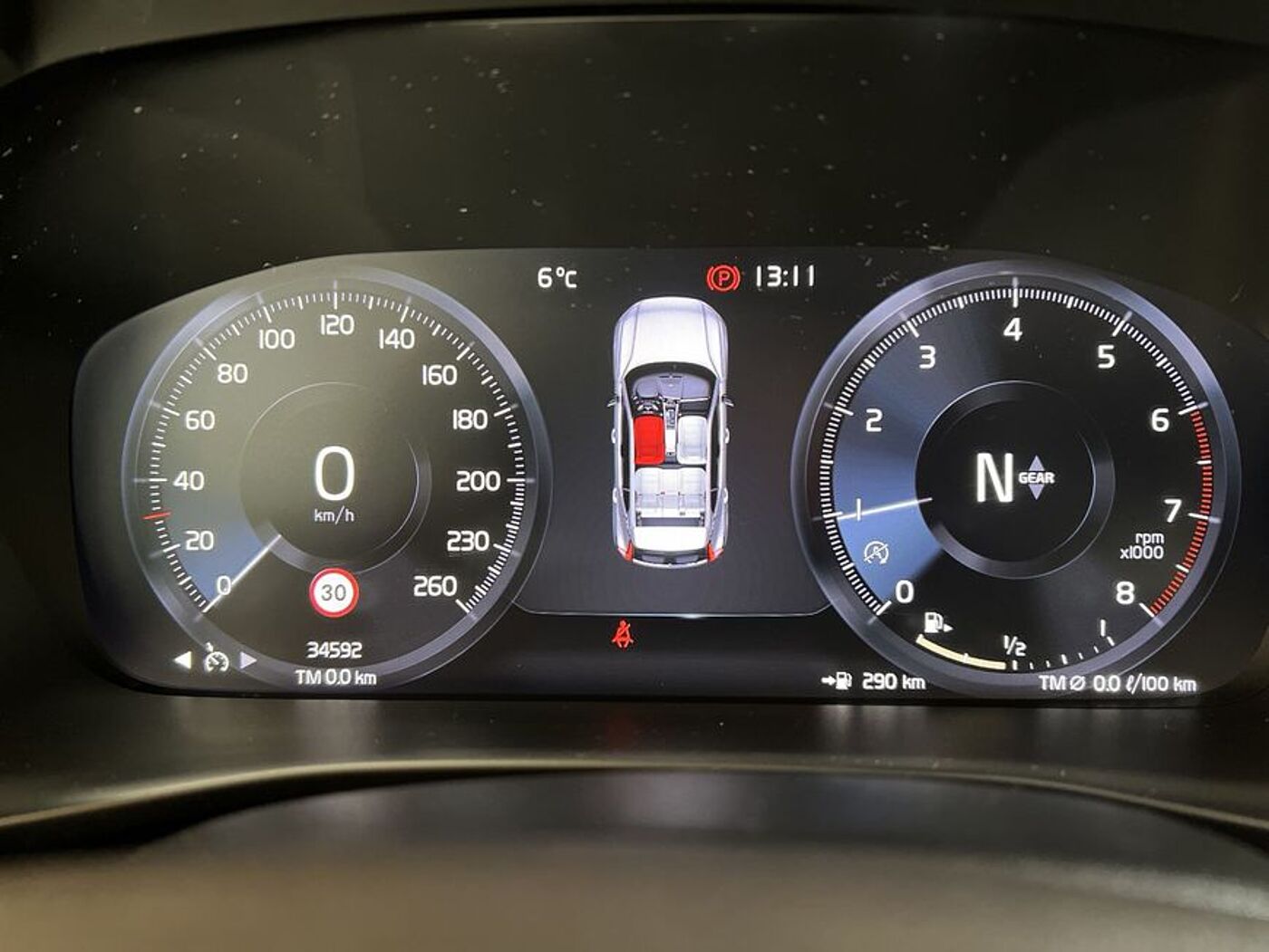 Volvo  T2 Momentum-Core Navi LED AHK Kamera PDCv+h