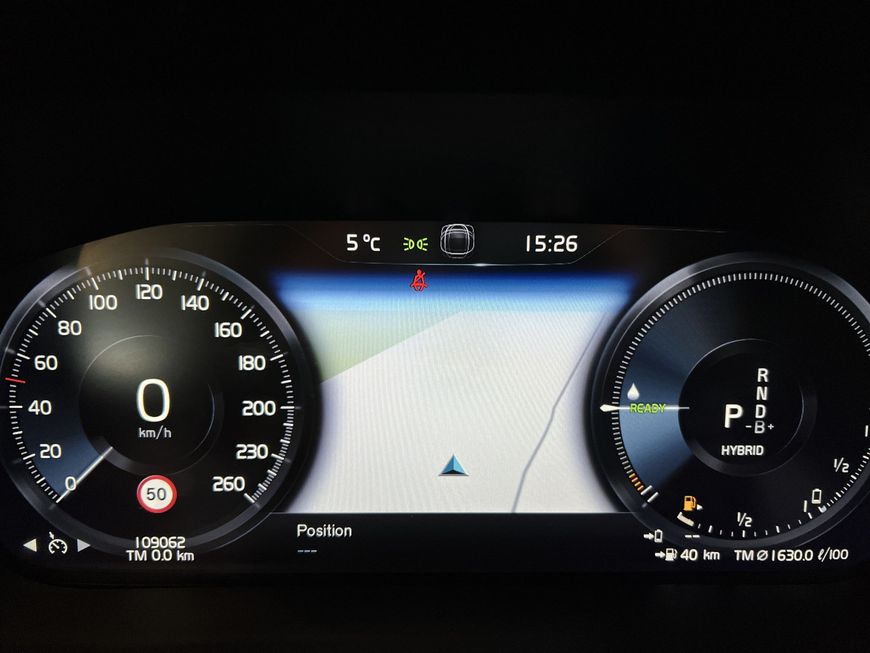 Volvo  T8 Twin Engine AWD  HeadUpDisplay