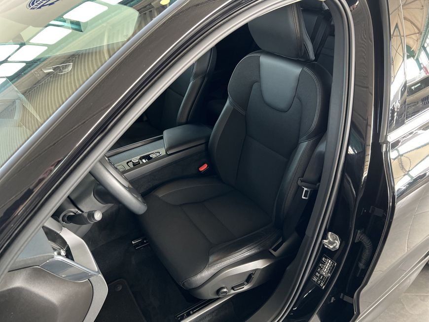 Volvo  Momentum Pro