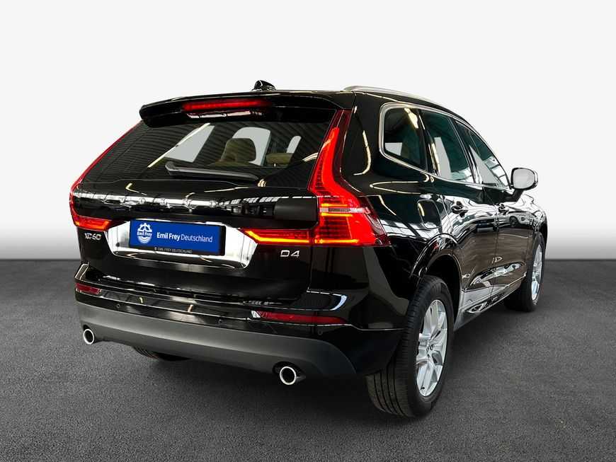 Volvo  D4 Glasd Leder HeadUp PilotAssist BLIS Navi LED