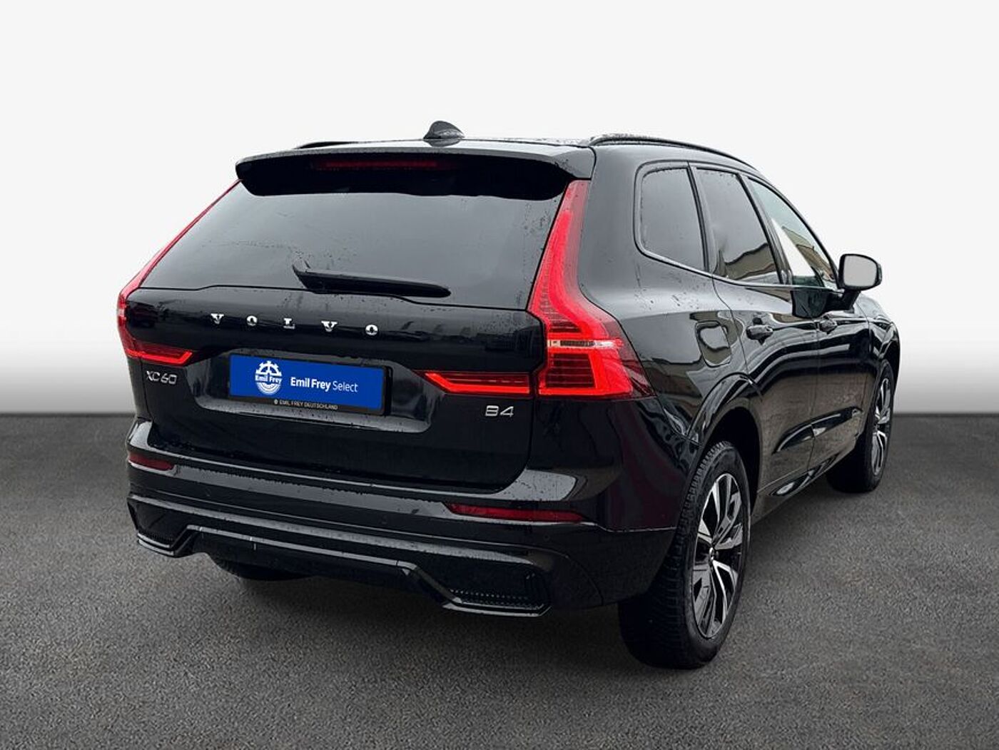 Volvo  Plus Dark