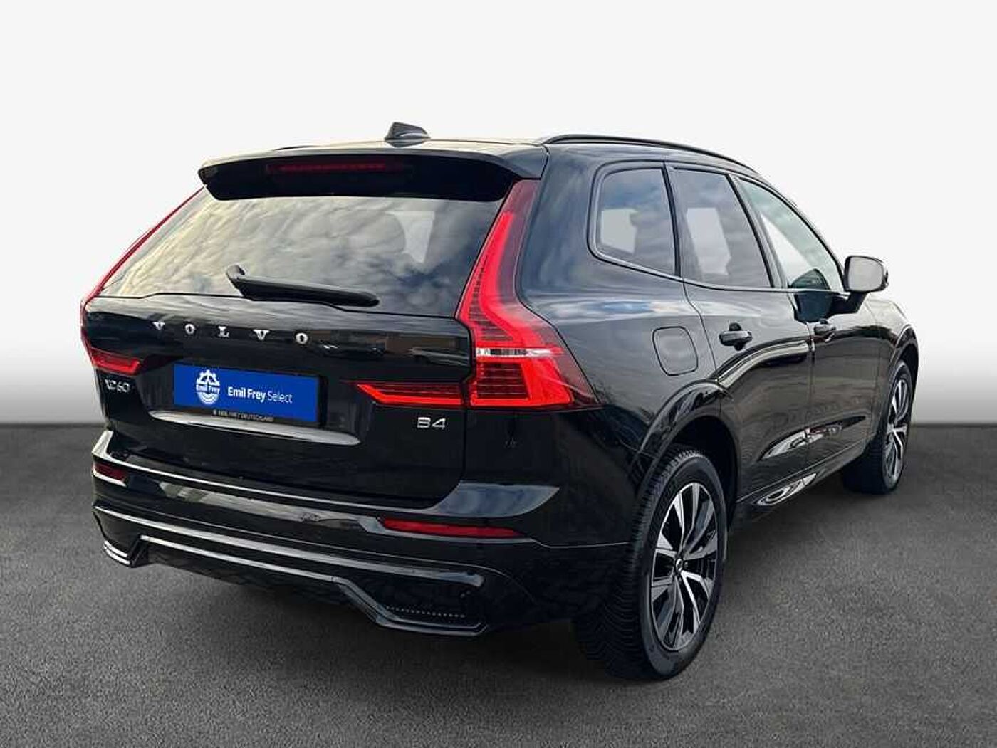 Volvo  Plus Dark