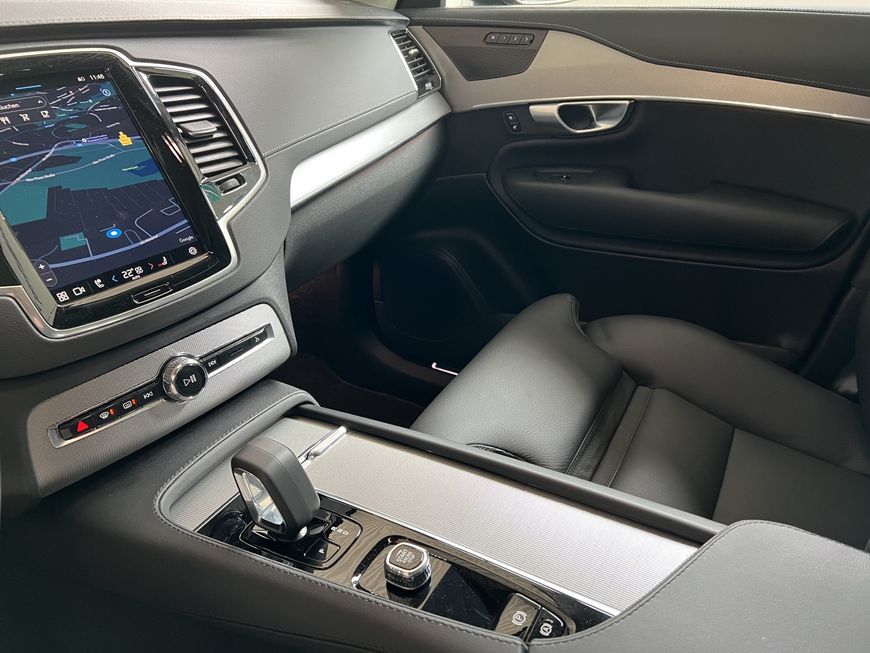 Volvo  Plus Bright