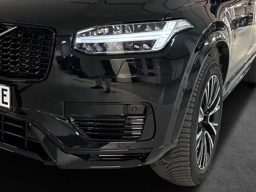 Volvo  Ultimate Dark