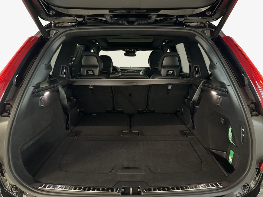 Volvo  Ultimate Dark