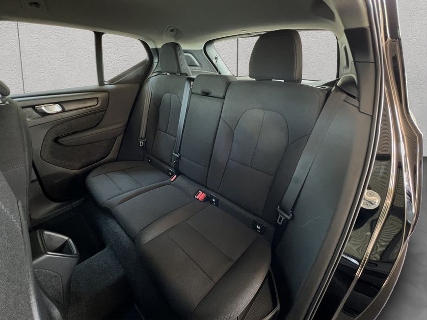 Volvo  Momentum Core