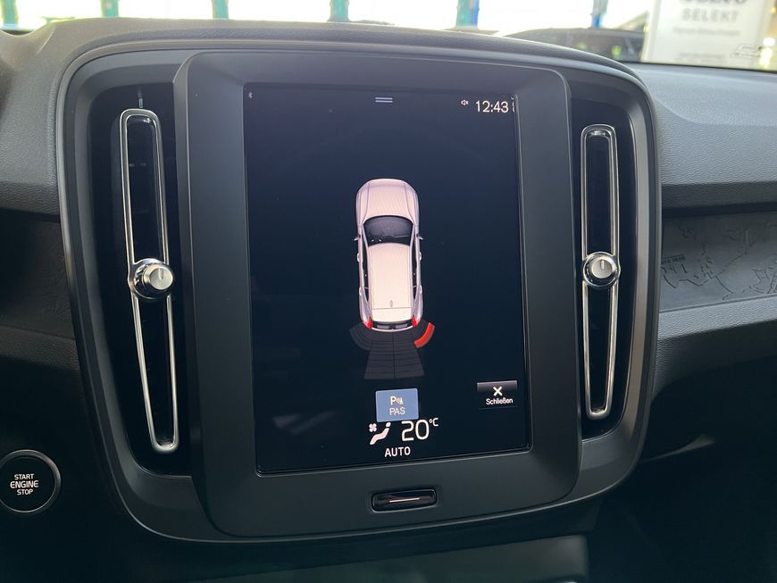 Volvo  Momentum Core