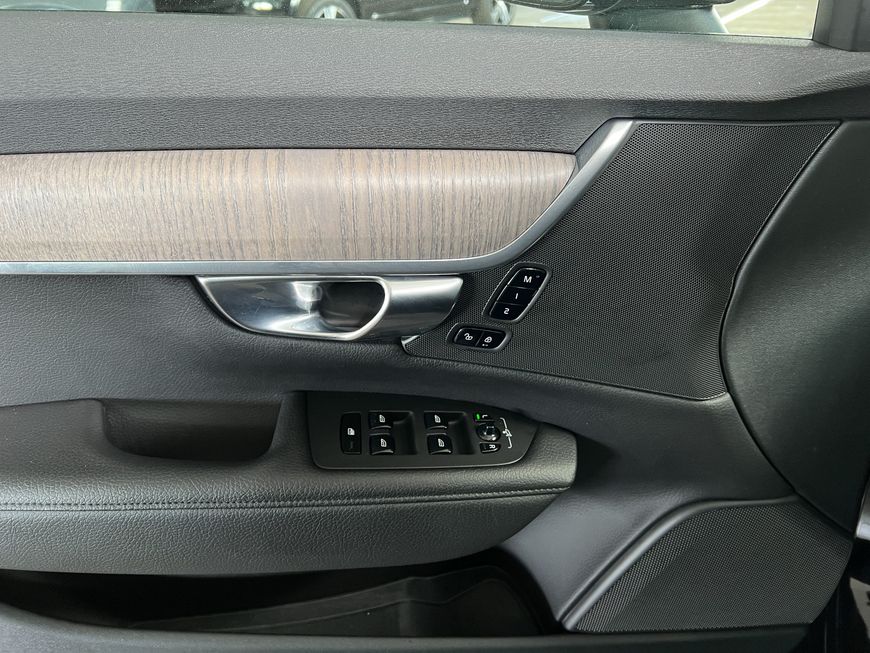 Volvo  CrossCountry