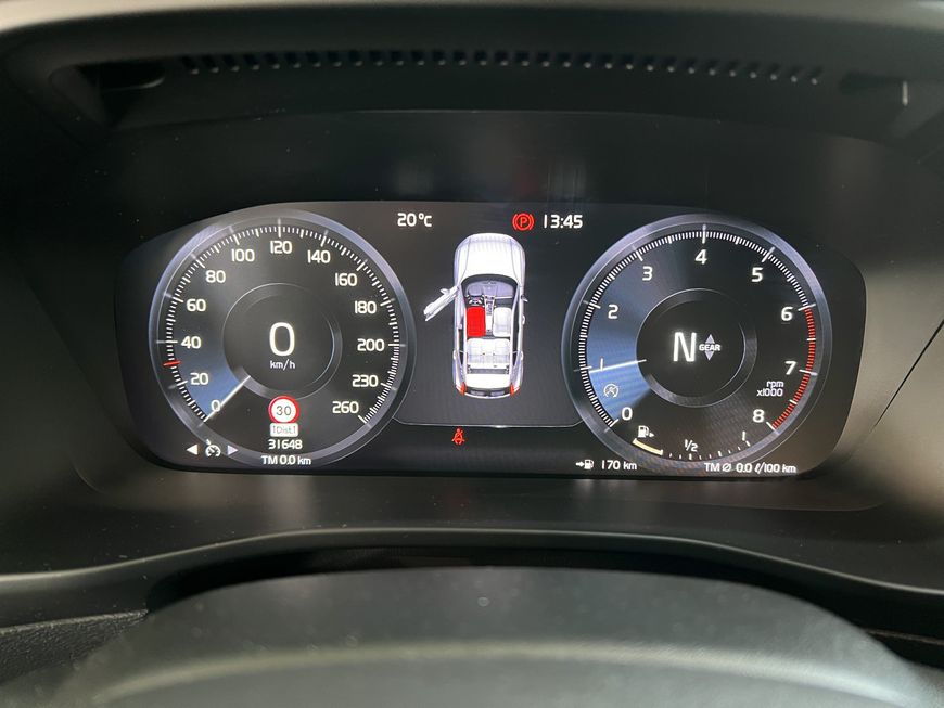 Volvo  Momentum Core