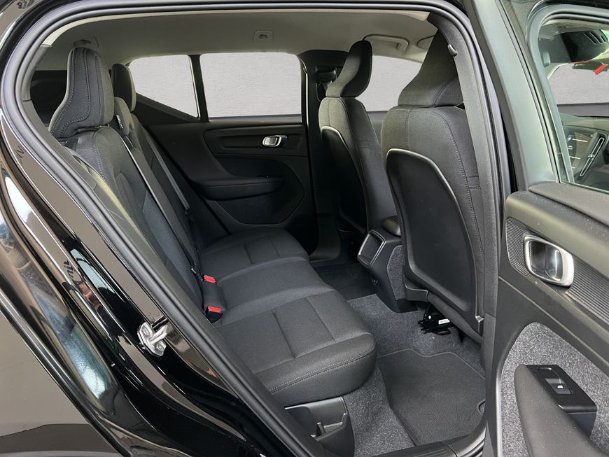 Volvo  Momentum Core