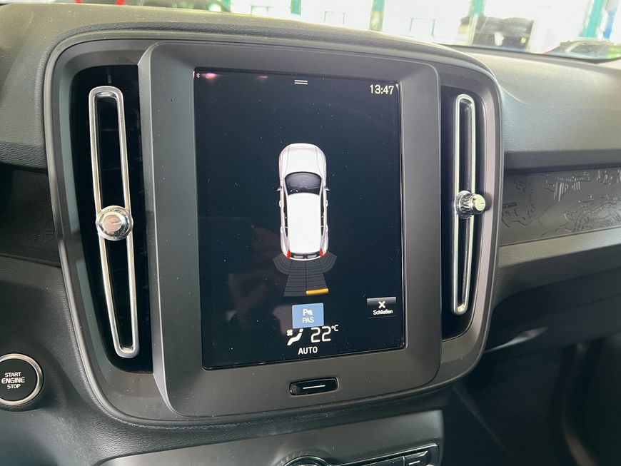 Volvo  Momentum Core