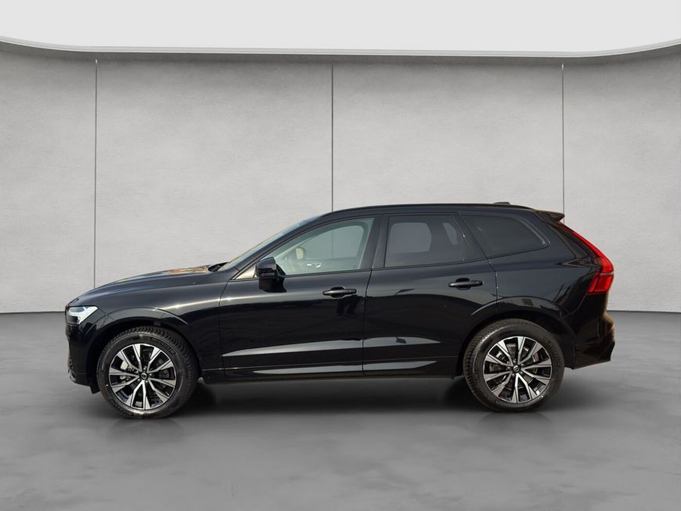 Volvo  Plus Dark