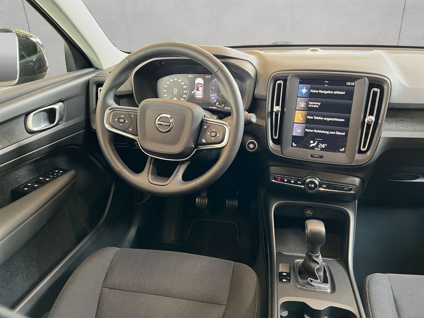 Volvo  Momentum Core