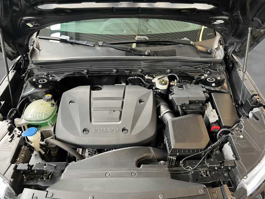 Volvo  Momentum Pro