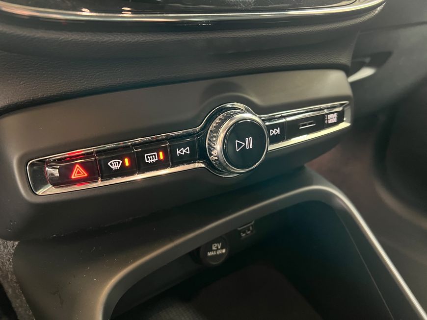Volvo  Momentum Pro