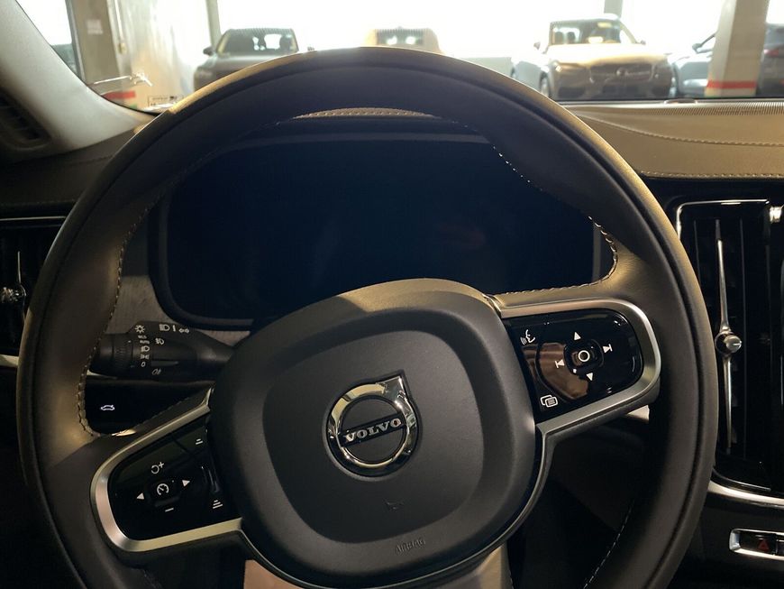 Volvo  19'