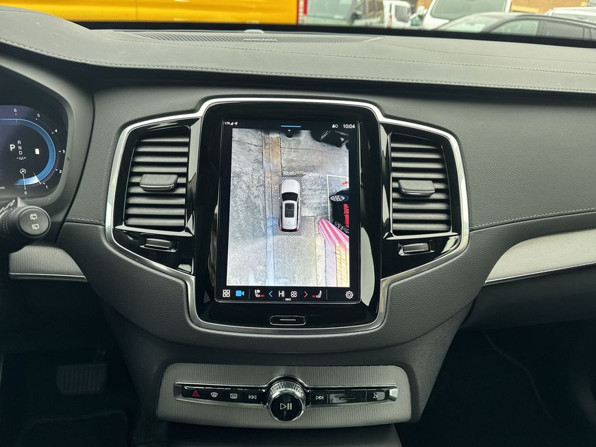 Volvo  Plus Bright