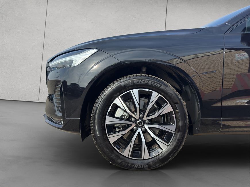 Volvo  Plus Dark