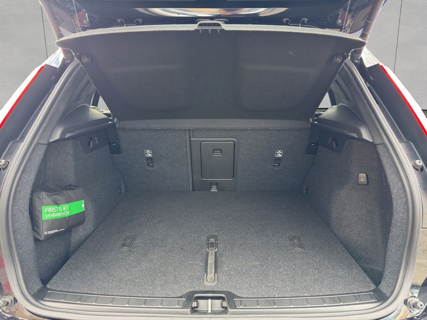Volvo  Core