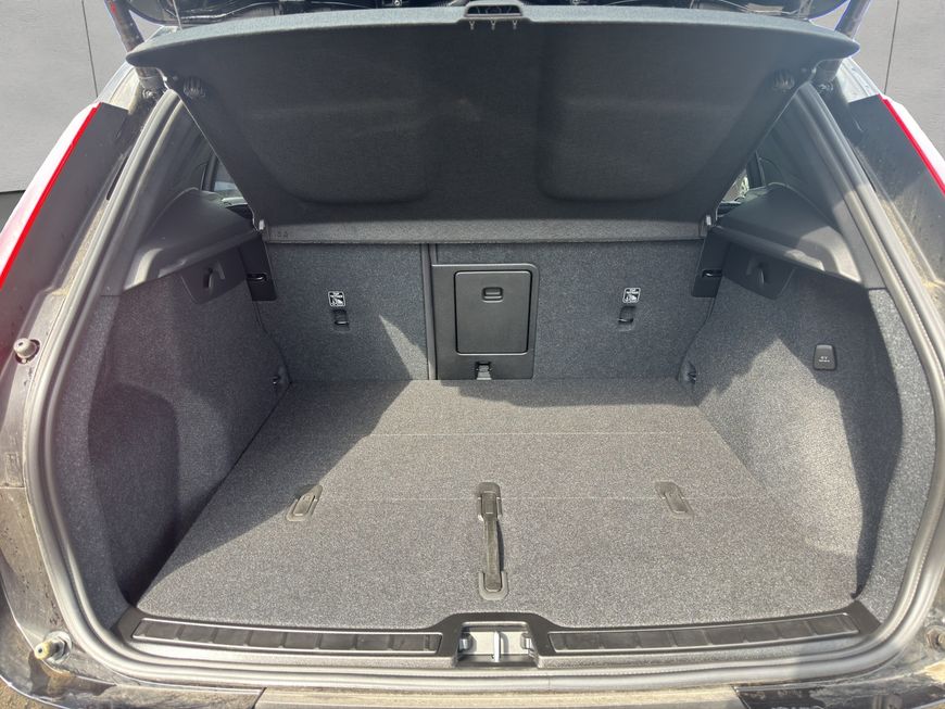 Volvo  Core